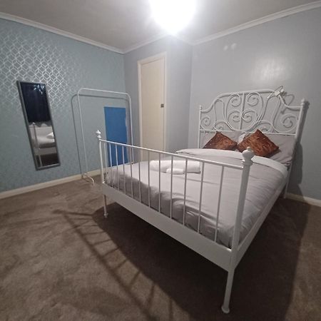 The Rushdon Apartment Grays Bagian luar foto