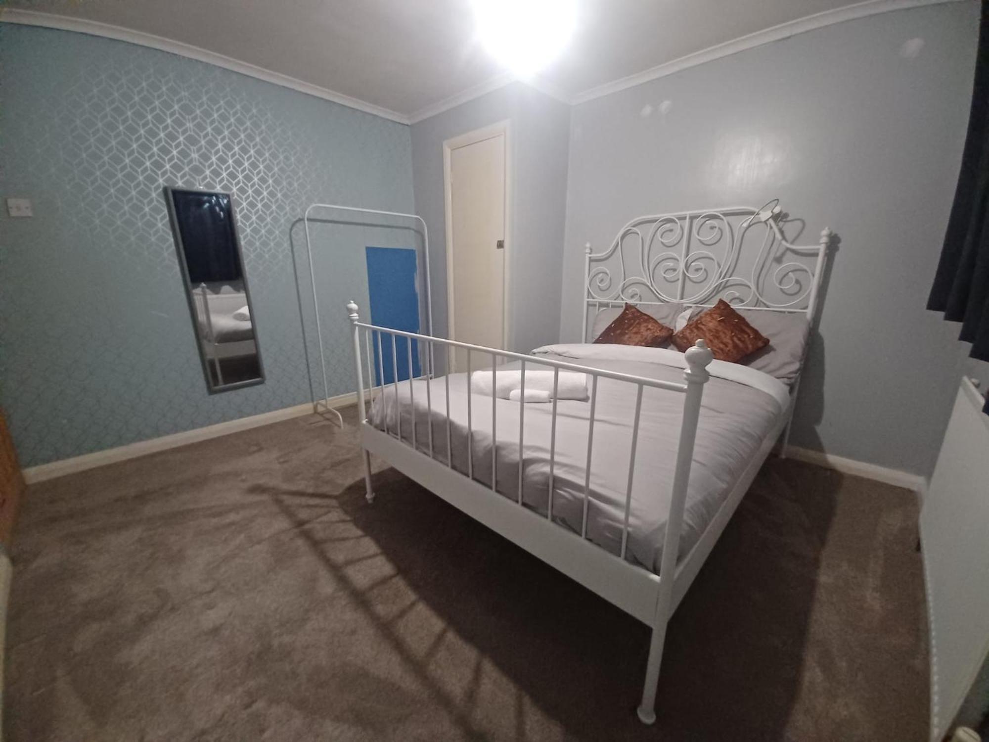 The Rushdon Apartment Grays Bagian luar foto