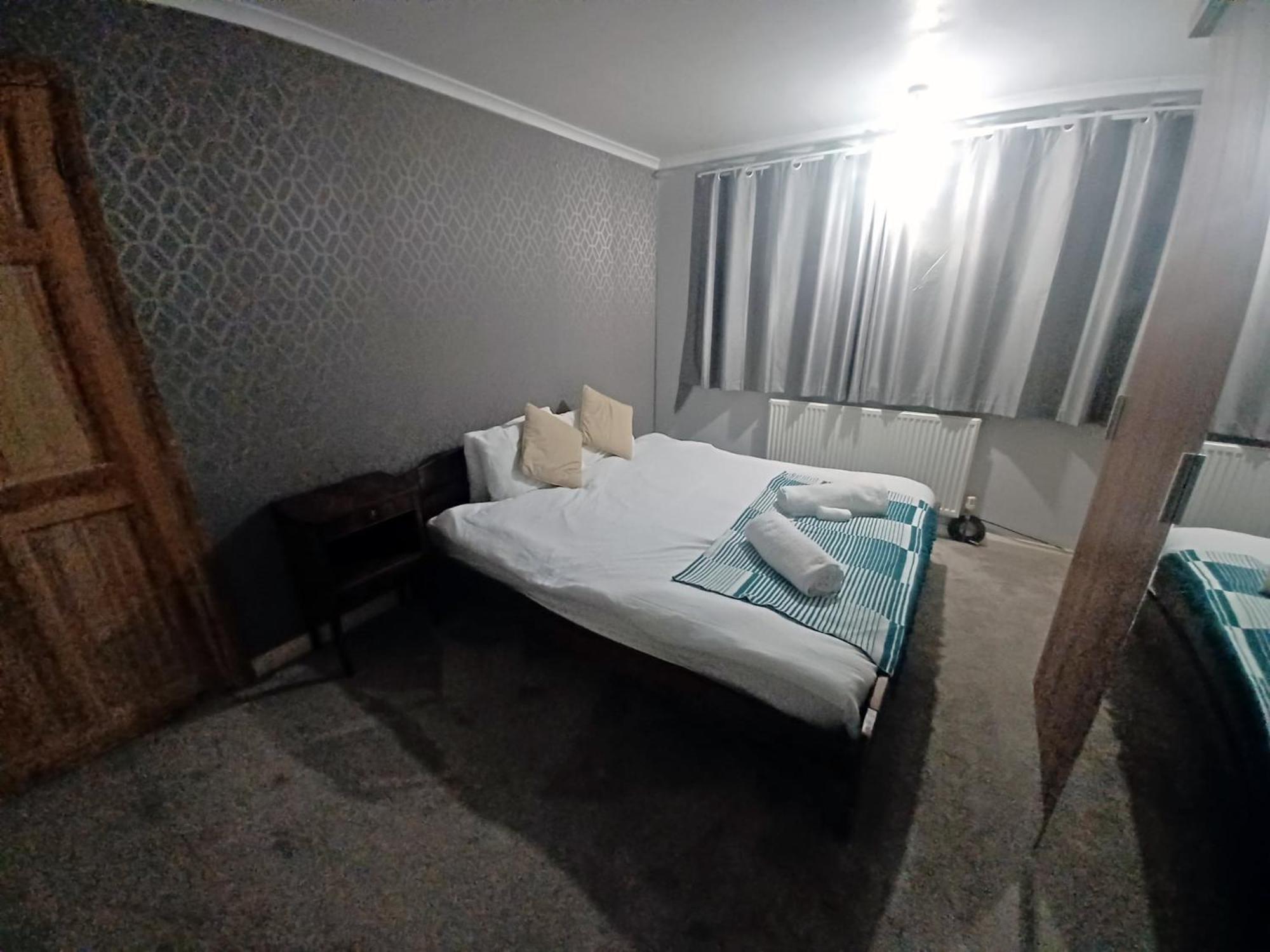 The Rushdon Apartment Grays Bagian luar foto